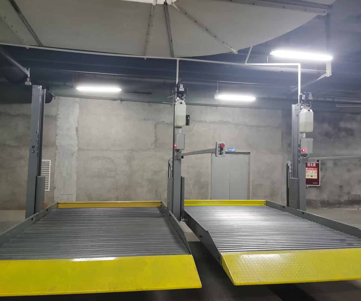 峨眉山雙柱升降式停車位租賃