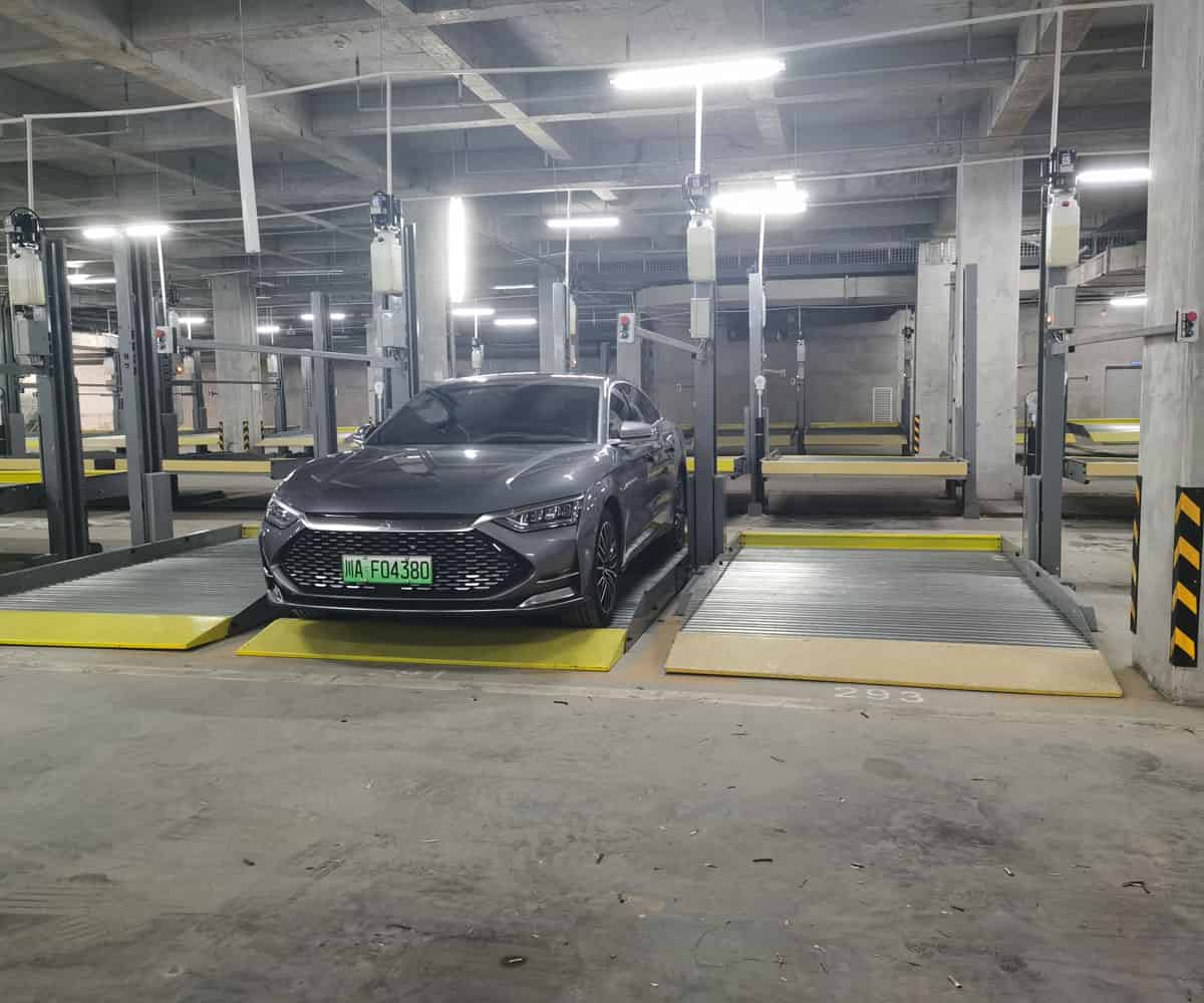 金陽2柱立體停車設(shè)備短租