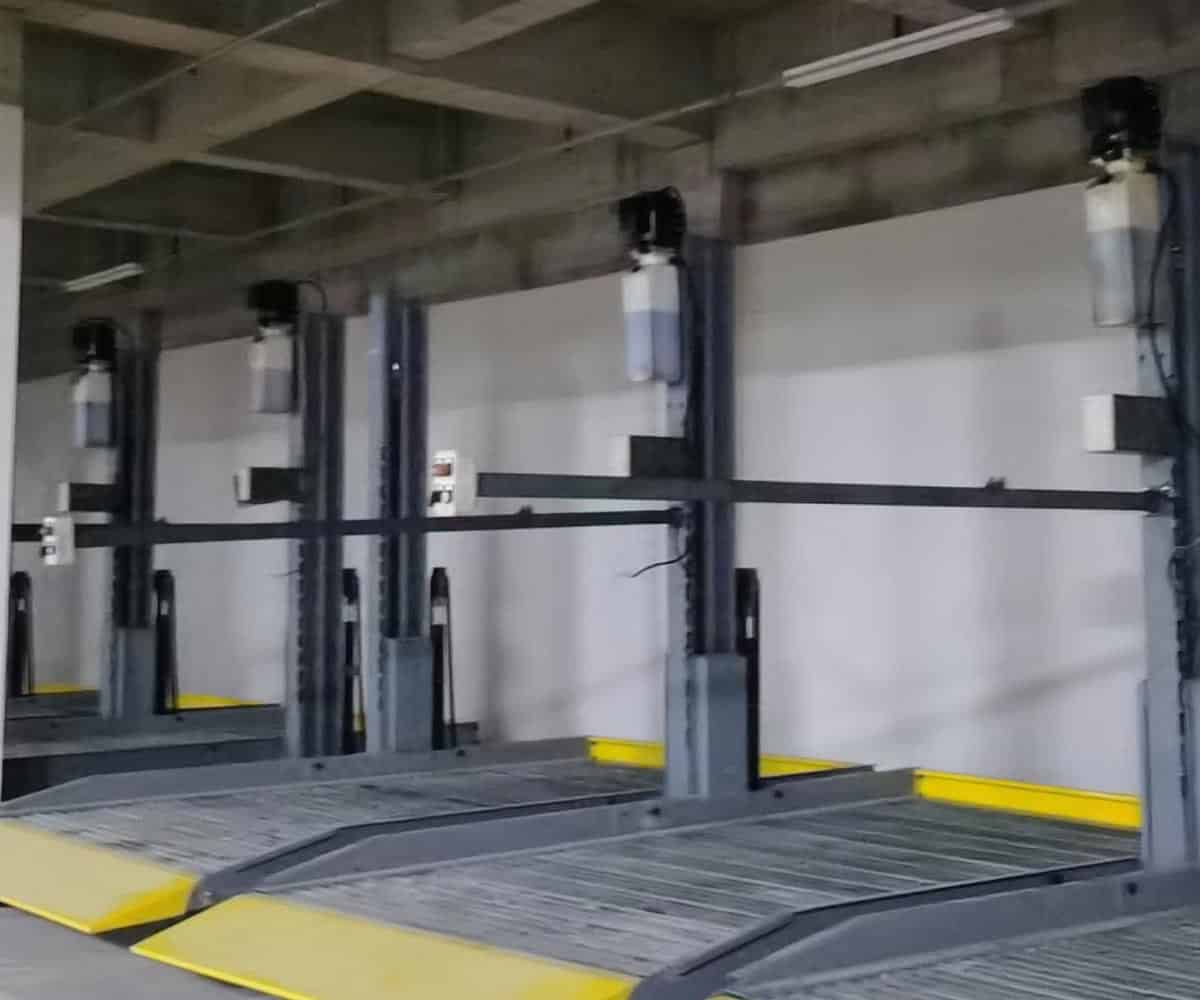 青白江兩層升降立體停車庫回收